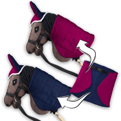 Zestaw Skippi - Hobby Horse Gniady - Derka i nauszniki - fuksja i granat Skippi Zestaw Skippi - Hobby Horse Gniady - Derka i nauszniki - fuksja i granat Skippi
